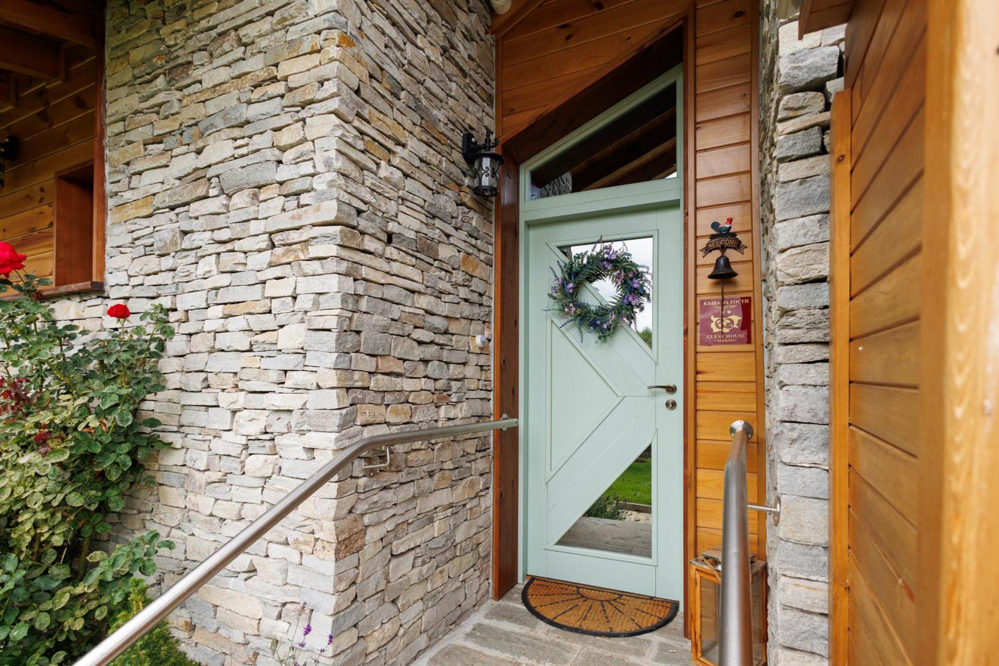 Mountain Villa Aleksia- With Jacuzzi Razlog Exterior foto